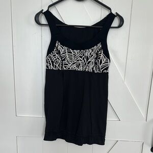 Lululemon Black and White Patterned Women's Tank, Size 4